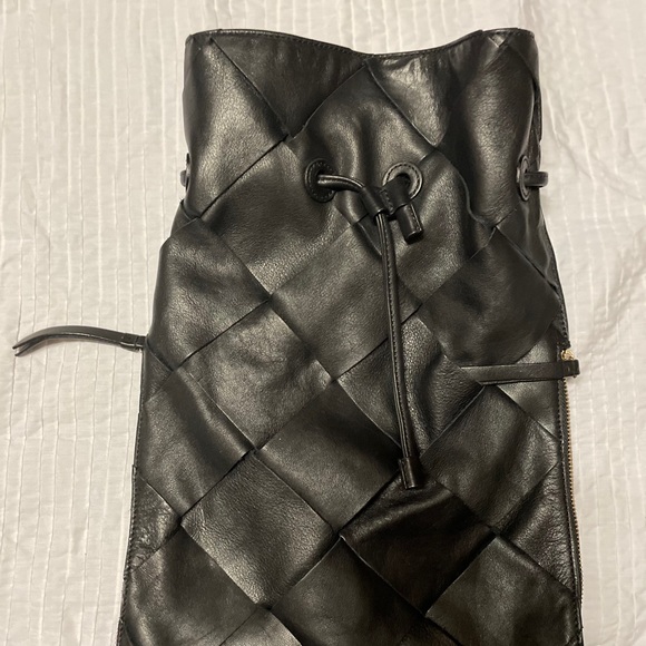 Genuine Italian leather braided black backpack - Picture 1 of 5